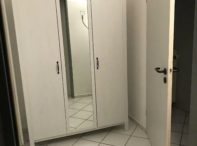 2 Mit Eigenen Terrasse 度假居 *